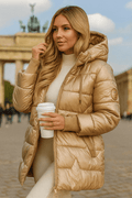 Nolwen | Stylischer Wintermantel mit Kapuze und Wattierung