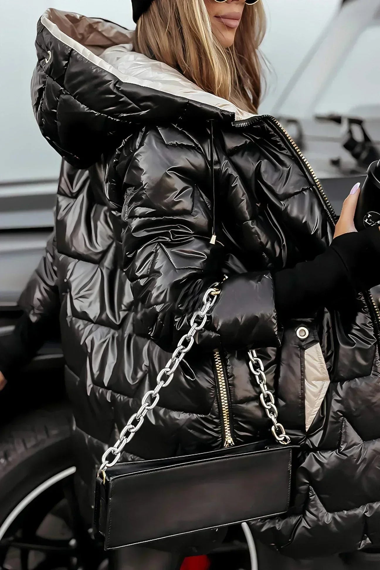 Lina | Lange, warme Steppjacke mit großzügiger Kapuze